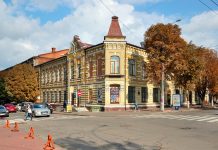 Хмельницький обласний художній музей запрошує