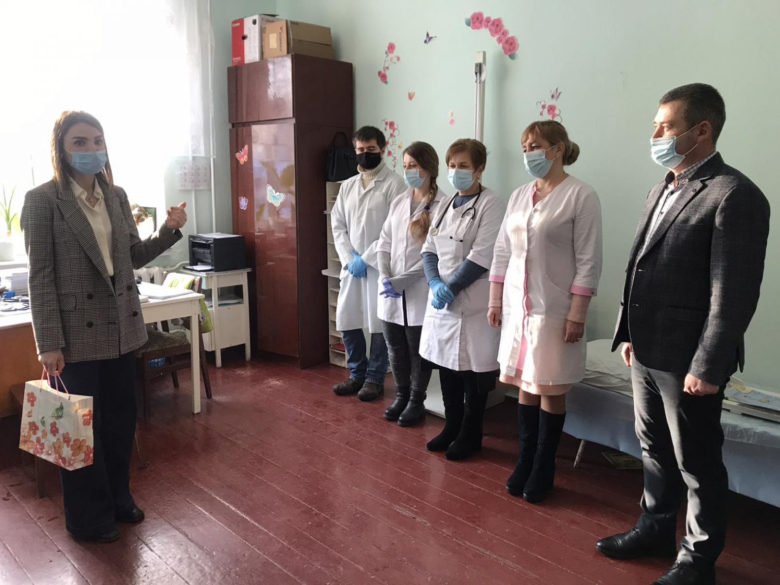 Фото без опису