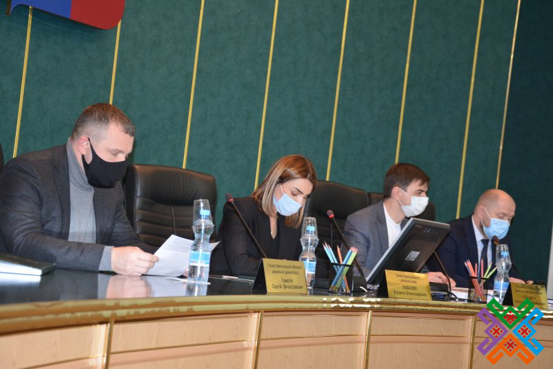 Хмельницька обласна рада вимагає скасувати підвищення тарифів та переглянути умови локдауну