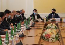 Дмитро Разумков зустрівся з представниками регіональних бізнесових структур