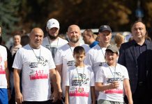 У Хмельницькому відбувся патріотичний забіг “Шаную воїнів, біжу за Героїв України”