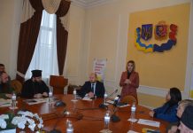 Віолета Лабазюк: «Якщо кожен робитиме маленькі кроки для допомоги знедоленим дітям – Україна зможе стати країною без сиріт»