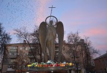 На Хмельниччині віддали шану жертвам голодомору в Україні