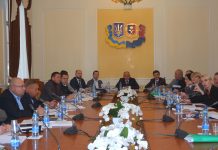 Депутати завершили роботу у постійних комісіях