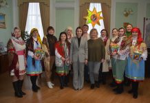 В обласній раді лунають різдвяні колядки