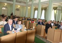 Постійні комісії розпочали розгляд проєктів рішень позачергової сесії