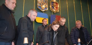 Хмельницька обласна рада вимагає негайно закрити небо над Україною для ворожих літаків та ракет