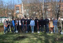 Працівники обласної ради долучились Всеукраїнської акції напередодні Дня довкілля