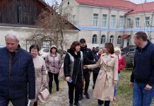 Віолета Лабазюк відвідала комунальні заклади обласної ради, в яких тимчасово проживають переселенці