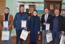 Дякуємо усім волонтерам Хмельниччини!