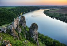 Знайомство з Хмельниччиною:найбільший національний парк у Європі “Подільські Товтри”