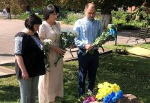 У Волочиську День Незалежності відзначили молитвою за Україну