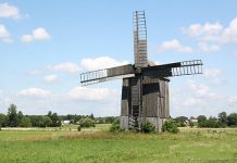 Знайомство з Хмельниччиною: Унікальний вітряк-музей