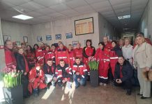 Бригади медиків з Хмельниччини надали невідкладну допомогу ще 800 жителям деокупованих населених пунктів Херсонщини