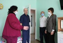 Медики Хмельницького обласного перинатального центру дарують життя