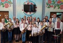 Урочистий водограй звуків