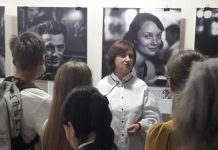 В обласній юнацькій бібліотеці відкрито експозицію «Живі «Розстріляні»