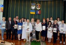 В обласній раді привітали кращих науковців краю