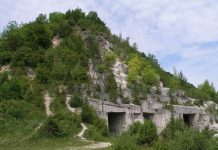 Знайомство з Хмельниччиною: Рукотворні печери у Приворотті