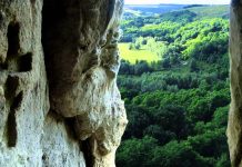 Знайомство з Хмельниччиною: урочище «Марусин камінь»