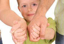 Як отримати допомогу при усиновленні дитини?