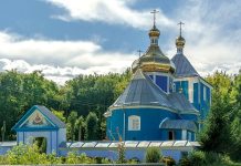 Знайомство з Хмельниччиною: Адамівка. Покровська церква