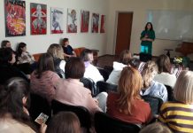 Рівненська письменниця презентувала свою творчість в обласній бібліотеці для молоді