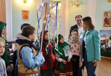 Різдвяна коляда завітала до Будинку рад