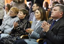 Голова обласної ради вручила відзнаки “Вчитель року − 2024”