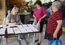 Центр видачі гуманітарної допомоги продовжує надавати підтримку ВПО