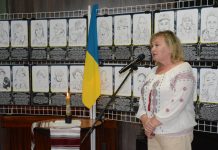 У Хмельницькому відкрилася виставка портретів українських захисниць