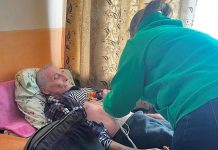 З турботою про людей, які потребують медичної допомоги