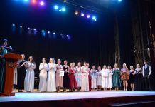 Із музикою в серці — випуск вихованців музичного коледжу