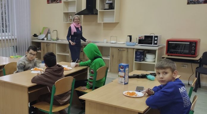 Гурток “Побутові харчові технології” запрошує юних кулінарів