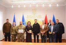 Нашим захисникам – від комунальних закладів обласної ради