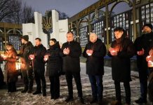 «Запали різдвяну свічку пам’яті»: відбувся флешмоб пам’яті