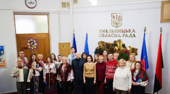 У Будинку рад звучали різдвяні віншування