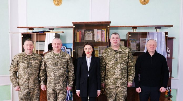 У Хмельницькій обласній раді представили нового ректора НАДПСУ імені Богдана Хмельницького