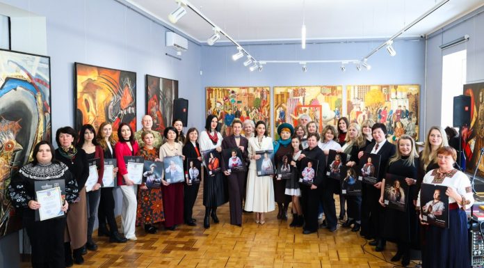 «Жіноча гідність крізь століття. Прикраси»: презентовано новий соціальний проєкт