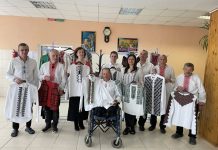 Вишиванка як залежність