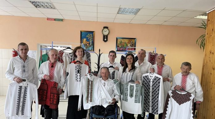 Вишиванка як залежність