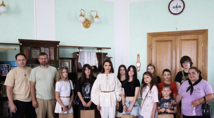 Віолета Лабазюк зустрілася з дітьми Героїв