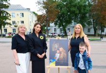 Свідчення героїзму та самовідданості: презентовано виставку полеглих героїв «Хто вмирає в боротьбі – в серцях живе навіки»