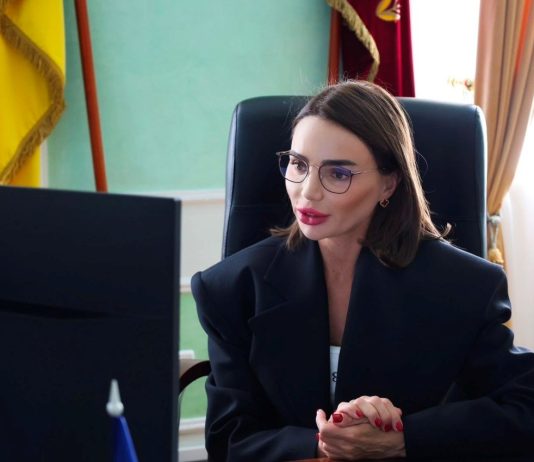«Творча молодь Хмельниччини: натхнення вільної України»