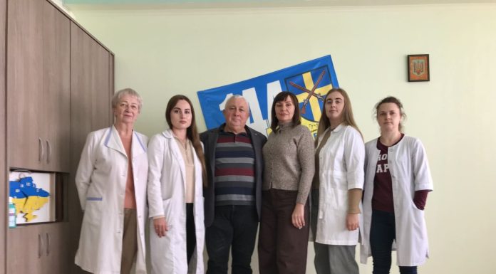 Медики Хмельниччини підтримують захисників України