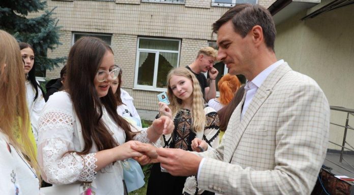 Хмельницька гуманітарно-педагогічна академія поповнилася майже 300 першокурсниками