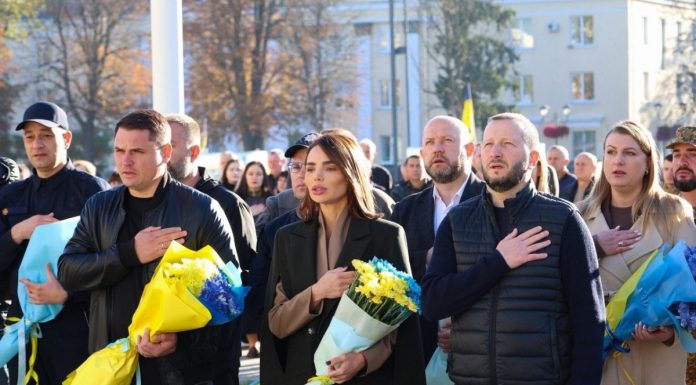 У Хмельницькому вшанували полеглих Захисників і Захисниць України